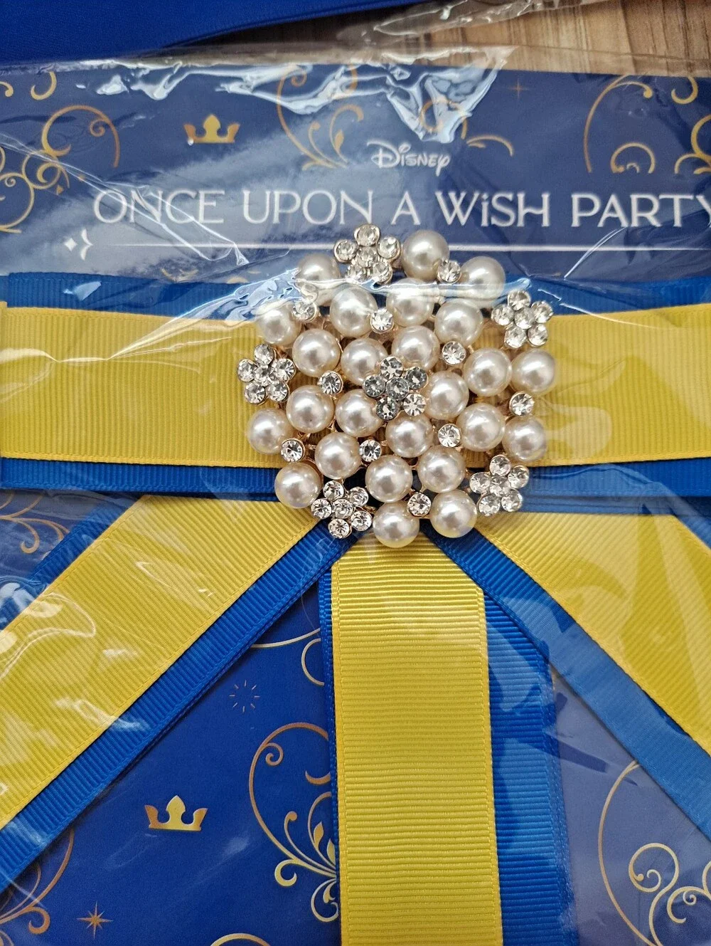Disney Once Upon A Wish Party Blue/Gold Pearl Cluster Ribbon Bows Sashe 10 each